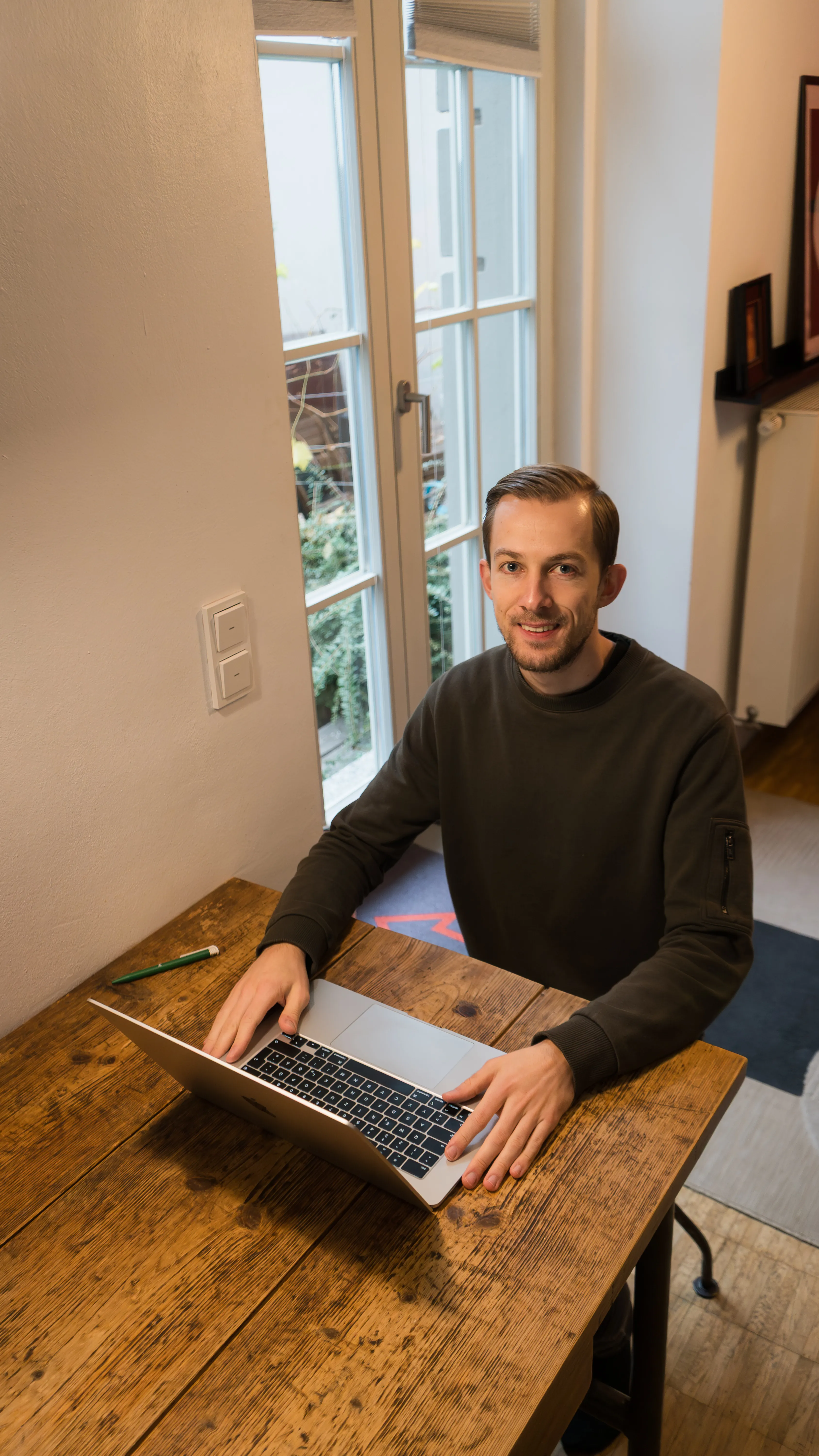 Dein KI-Engineer in deiner Codebase — auf Zeit.